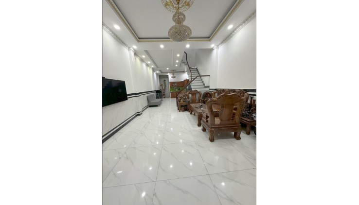 Nhà Hiệp Bình Phước – HXH – 4 Tầng - 4PN - 5WC– 70 m2 – 8.3 Tỷ